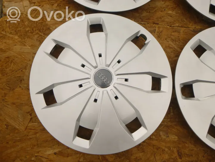 Audi Q2 - R 16 riteņa dekoratīvais disks (-i) 81A601147