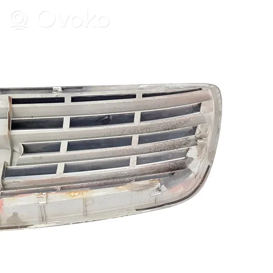 KIA Carnival Front bumper upper radiator grill 