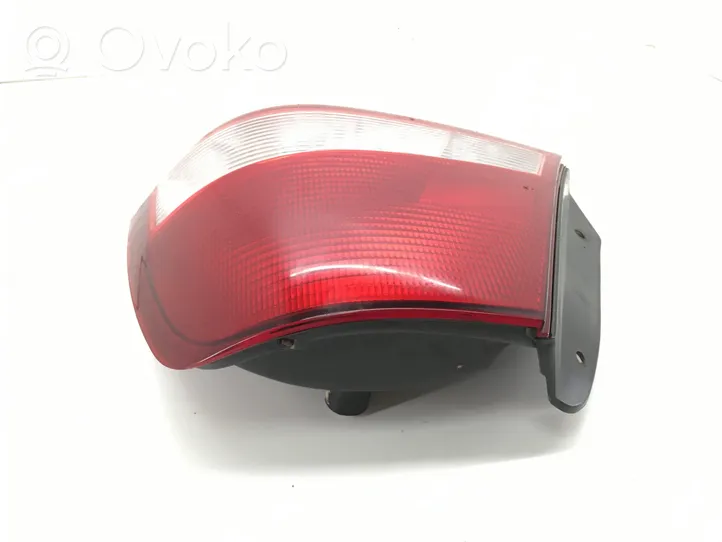 Hyundai Accent Rear/tail lights R92402252