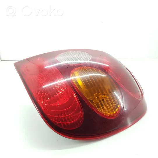 Toyota Corolla Verso E121 Rear/tail lights 12439