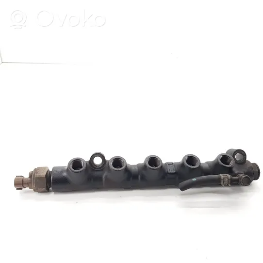 Toyota Corolla E120 E130 Fuel main line pipe 02E26