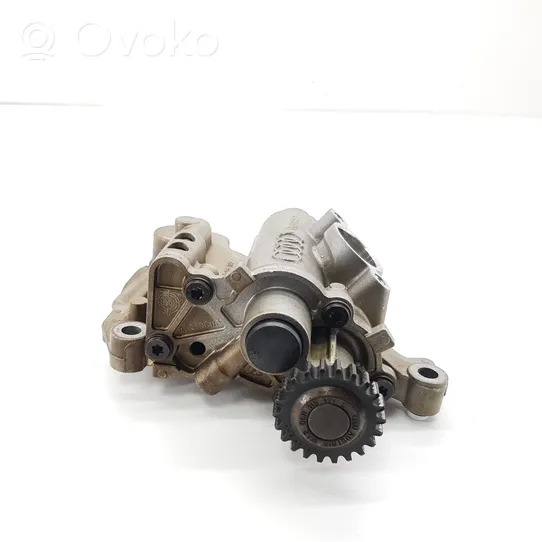 Audi A4 S4 B5 8D Pompa dell’olio AISI9CU3