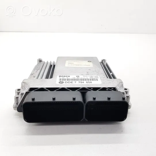 BMW 5 E60 E61 Calculateur moteur ECU 7794684