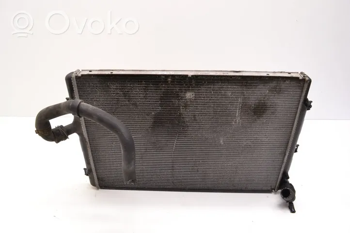 Volkswagen Golf V Radiateur de refroidissement 1K0121251AB