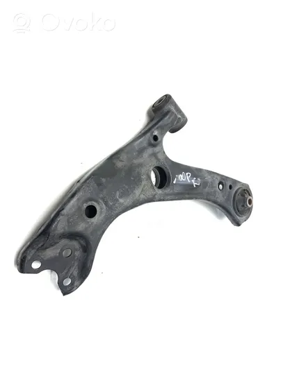 Toyota Prius (XW50) Front lower control arm/wishbone 