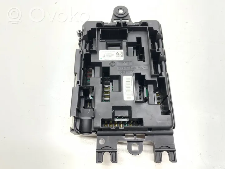 BMW 4 F32 F33 Skrzynka bezpieczników / Komplet 9389074