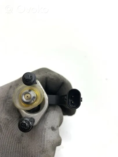 BMW 4 F32 F33 Fuel injector 8625396