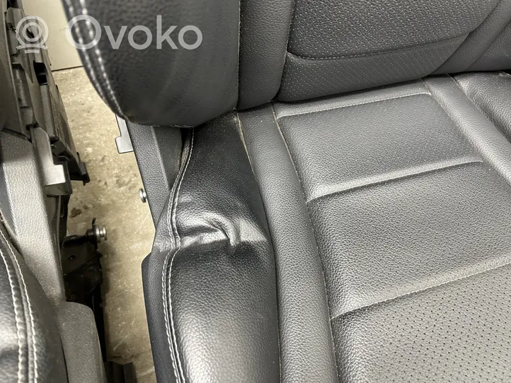 Mercedes-Benz GLC X253 C253 Комплект сидений A2059005222