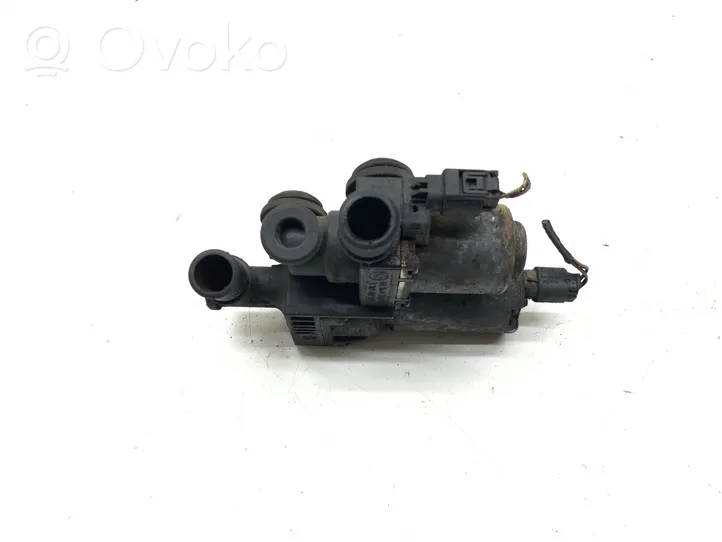 BMW 3 E46 Bomba de agua 64118369807