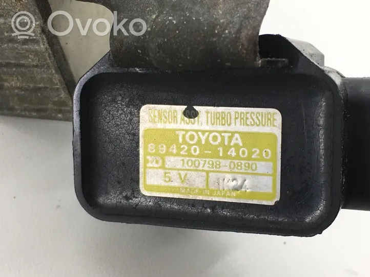 Toyota Supra A70 Oro slėgio daviklis 8942014020