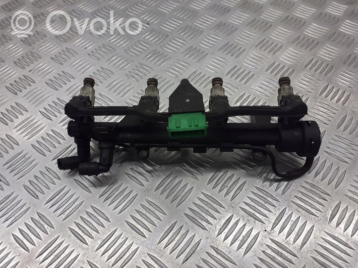 Citroen Berlingo Listwa wtryskowa 9619012480