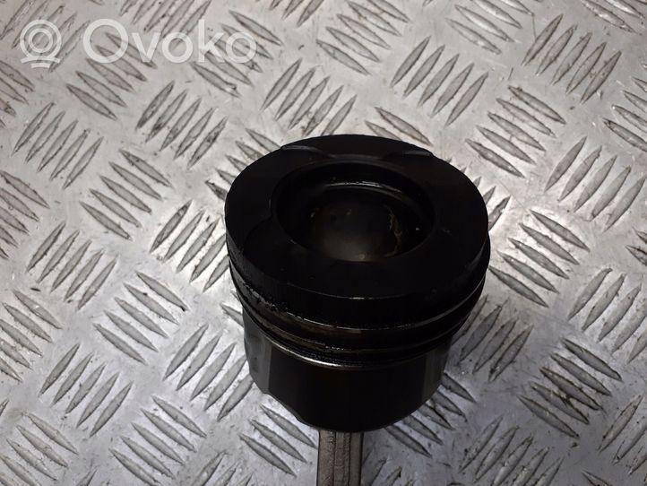 Toyota Avensis T250 Piston BRAK