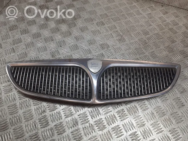 Lancia Lybra Grille calandre de capot 46557286