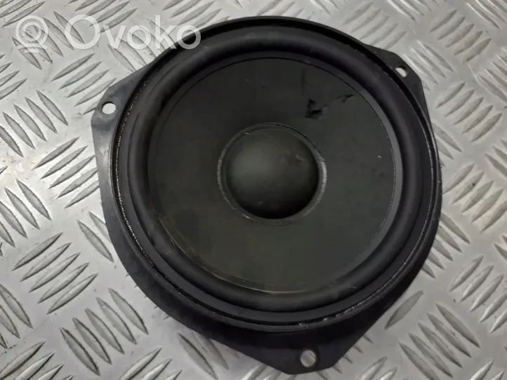 Opel Zafira B Enceinte subwoofer 24423S52