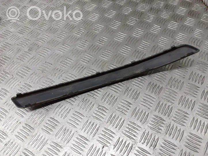 Opel Corsa C Modanatura della barra di rivestimento del paraurti anteriore 13120946