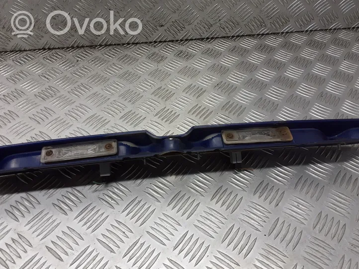 Opel Zafira A Becquet de lunette arrière 90579631