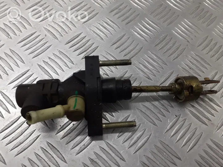 Toyota Corolla E120 E130 Pomocniczy cylinder łożyska wciskowego sprzęgła 