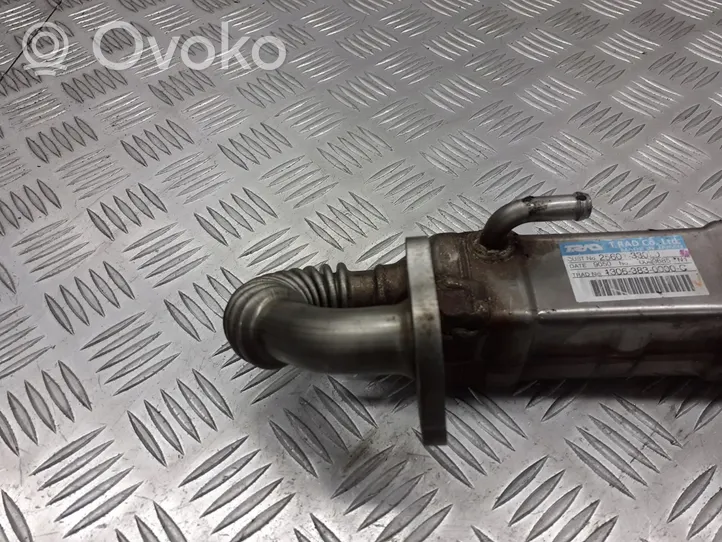 Toyota Corolla E120 E130 EGR-venttiilin/lauhduttimen kiinnike 25601-33020