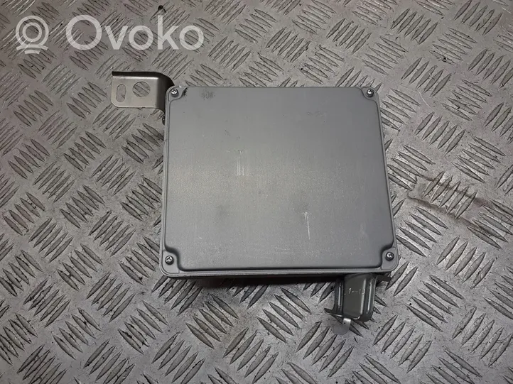 Toyota Corolla Verso E121 Unité de commande, module ECU de moteur 89661-0F010