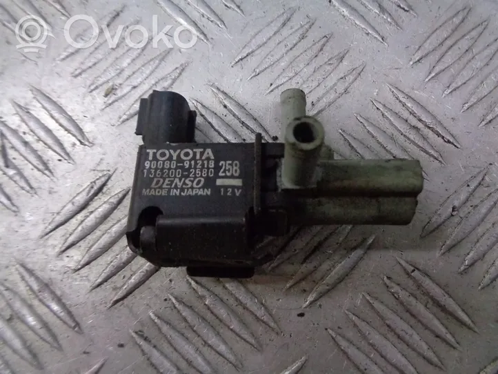 Toyota Corolla E120 E130 Vacuum valve 90080-91218