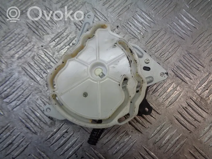 Toyota Avensis T250 Motorino attuatore ricircolo aria dell’A/C 113800-2760