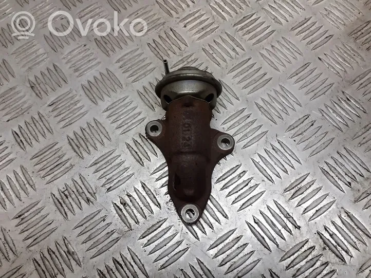 Toyota Yaris Zawór EGR 25620-33010