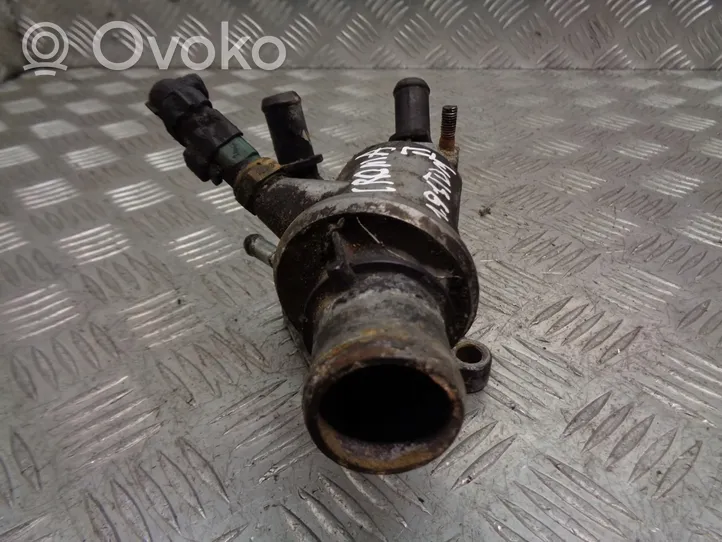 Fiat Croma Termostat / Obudowa termostatu V705588