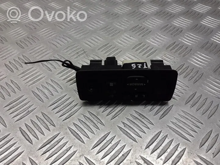 Toyota Avensis T250 A set of switches 777669