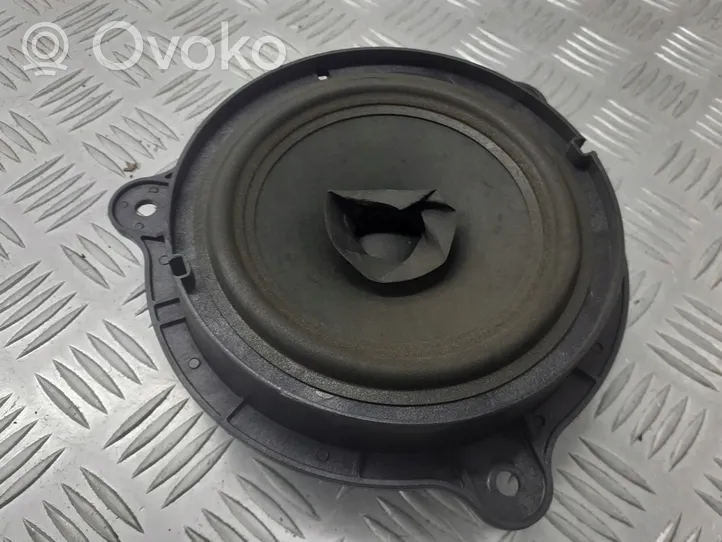 Nissan Primera Subwoofer-bassokaiutin 28156AV700