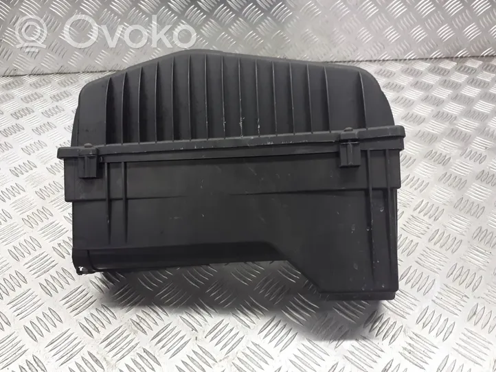 Peugeot 1007 Air filter box 9680062280