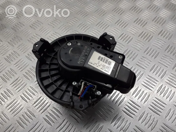 Toyota Auris 150 Etuoven puhaltimen moottori AV272700-8103