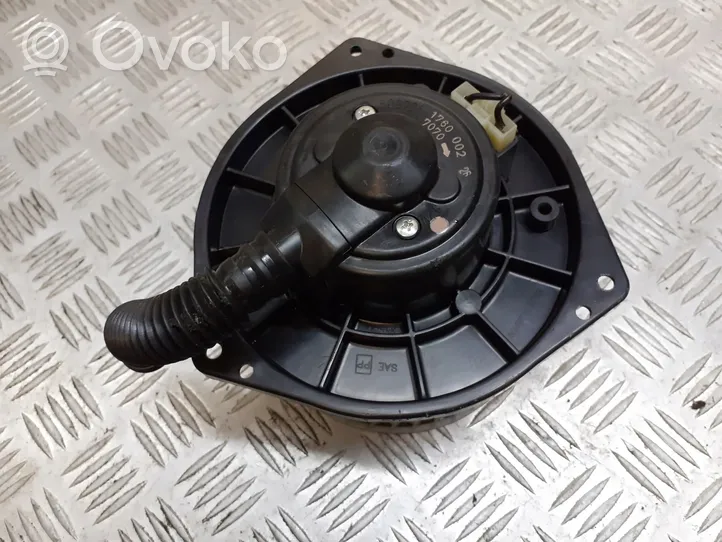 Subaru Impreza III Moteur de ventilateur porte avant 8940007070