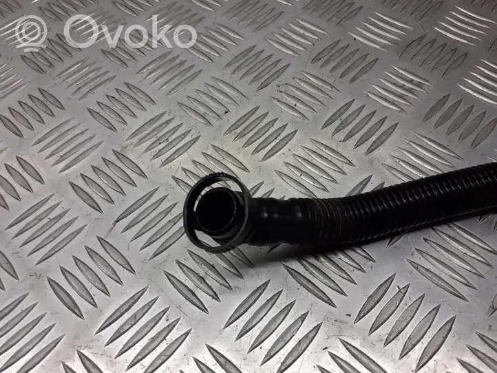 Skoda Fabia Mk2 (5J) Separatore dello sfiato dell’olio 03E103765C