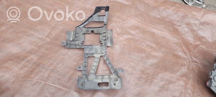 Mazda 3 III Support de pare-chocs arrière BCKA502B1