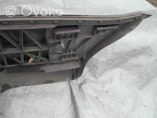 Audi A4 S4 B5 8D Pare-chocs 8d5807363