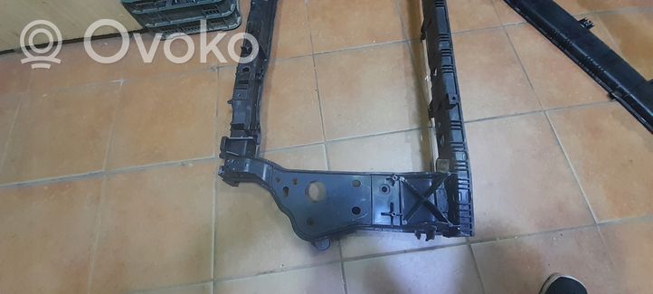 Renault Clio V Radiator support slam panel 