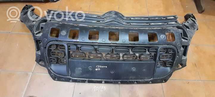 Citroen C3 Aircross Grille calandre supérieure de pare-chocs avant 