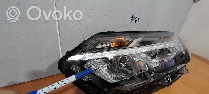 Dacia Sandero III Lampa przednia 