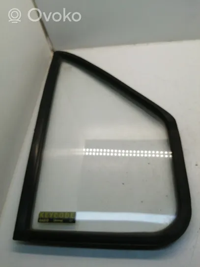 Ford Transit Front door vent window glass four-door 43R00004