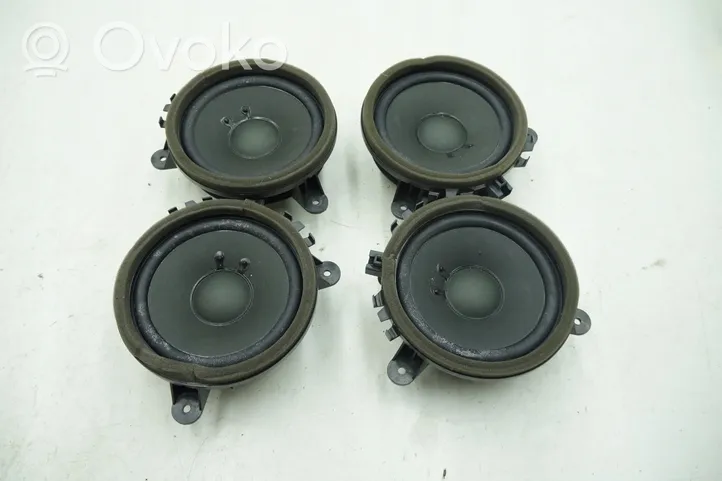 Volvo S60 Audio system kit 30657445