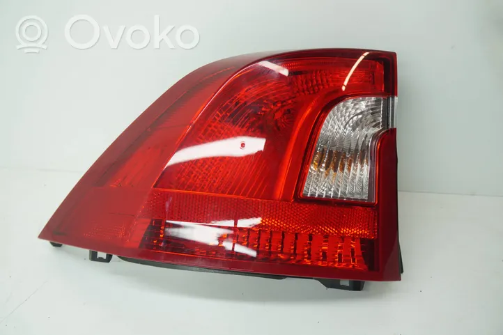 Volvo S60 Lampa tylna 31395930