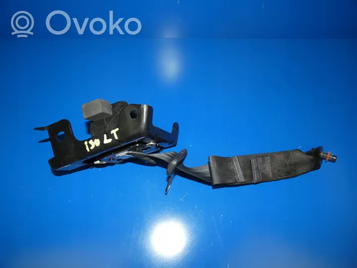 Hyundai i30 Rear seatbelt 