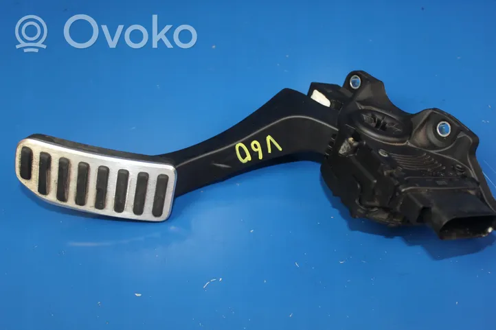 Volvo V60 Accelerator throttle pedal 