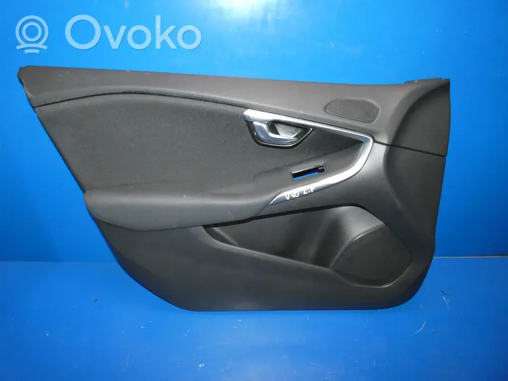 Volvo V40 Boczek / Tapicerka drzwi tylnych V405