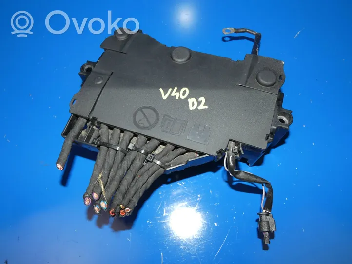 Volvo V40 Ramka / Moduł bezpieczników 30659192
