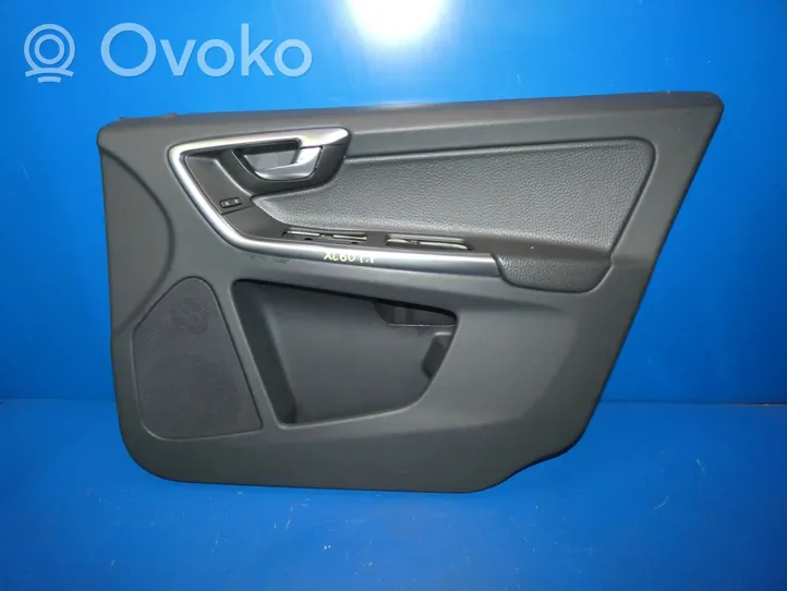 Volvo XC60 Apmušimas priekinių durų (obšifke) 