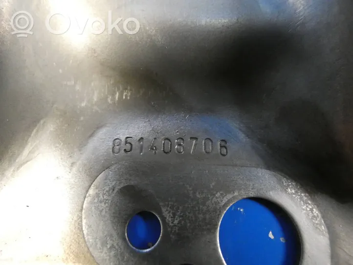 BMW 5 F10 F11 Kita variklio detalė 851408706