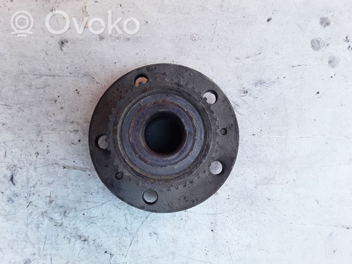 Renault Espace III Rear wheel hub 