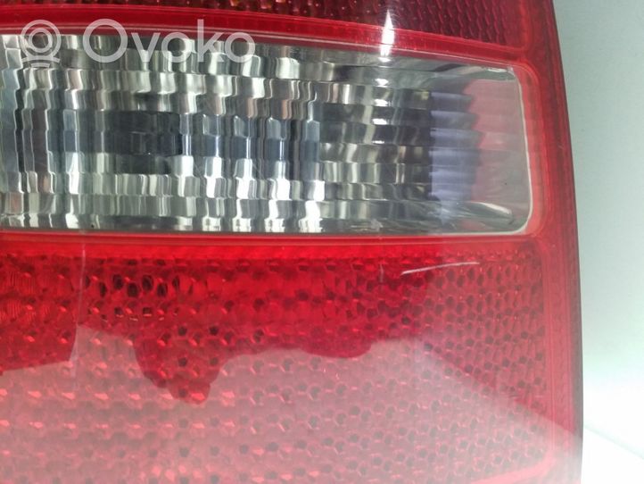 Audi A6 Allroad C5 Lampa tylna 4B9945095