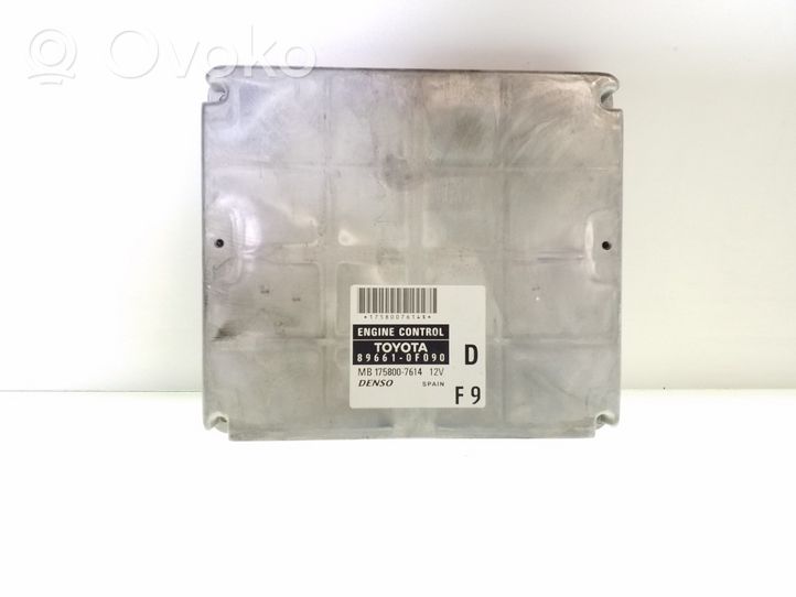 Toyota Corolla Verso AR10 Calculateur moteur ECU 896610F090